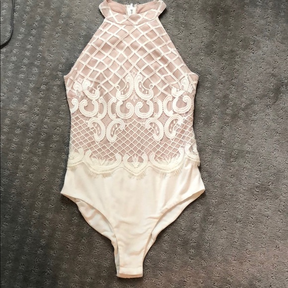 L'ATISTE Tops - Cream Lace Bodysuit